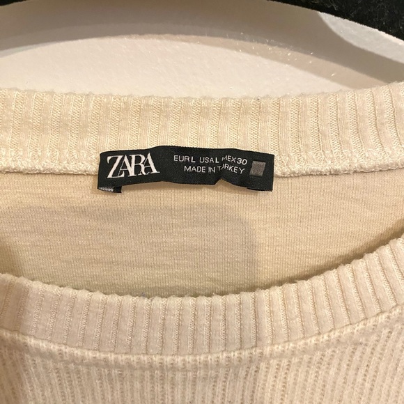 Zara Soft Feel Cropped Long Sleeve Sweater in Cream - Picture 4 of 5